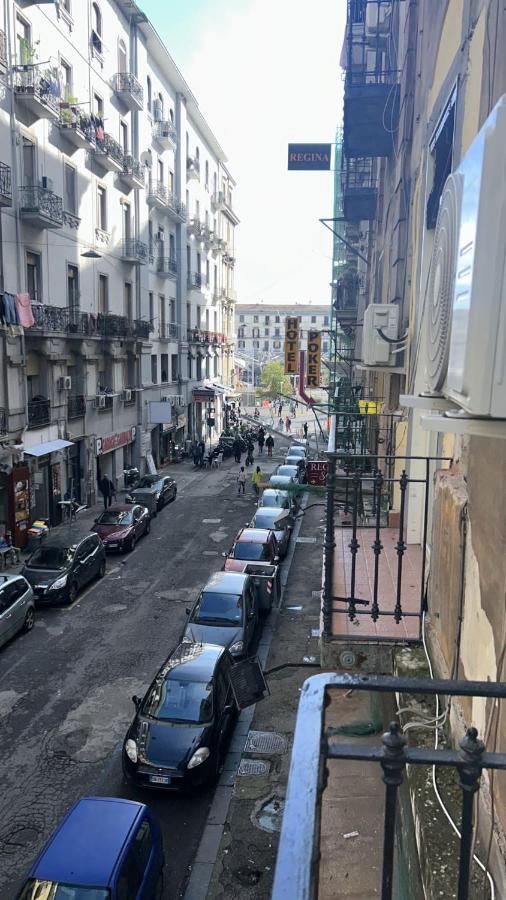 Vincent House * Napoli