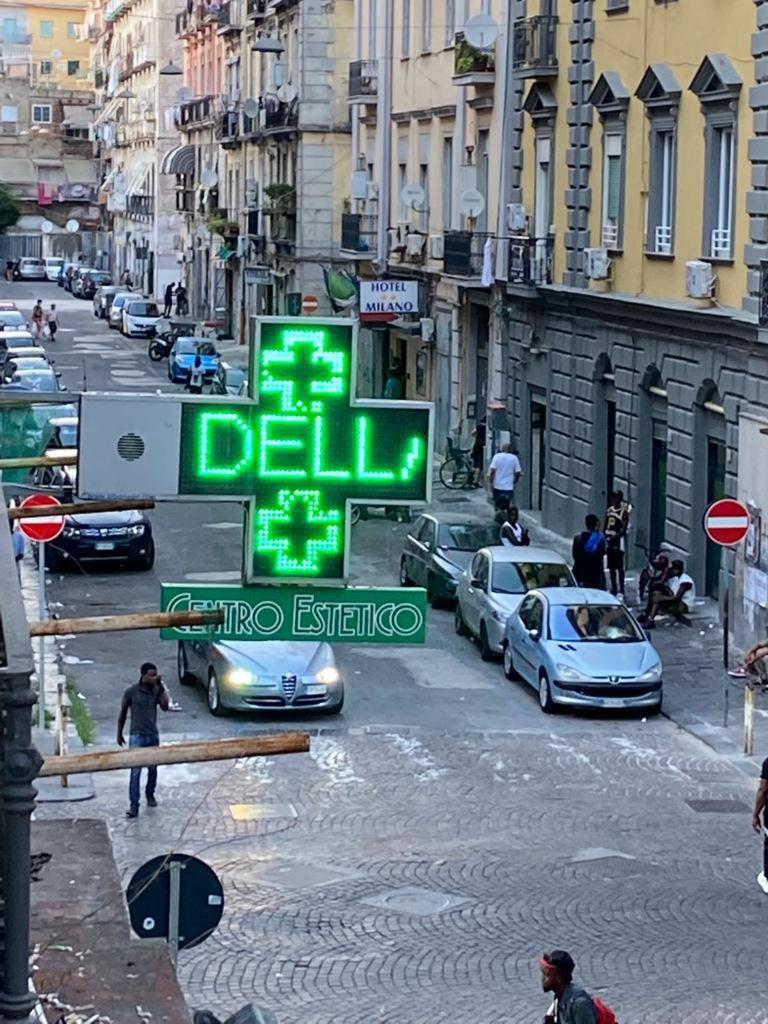 Vincent House * Napoli